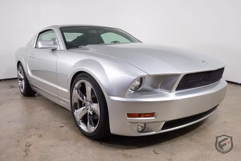 Panoramic glass roof installation