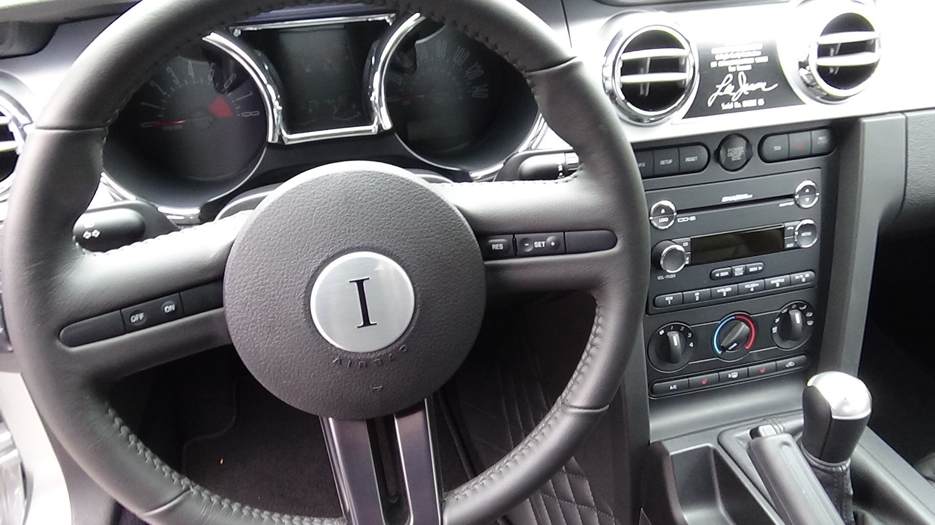 2009 Ford Mustang Iacocca Silver 45th Anniversary Edition #05, photo 19