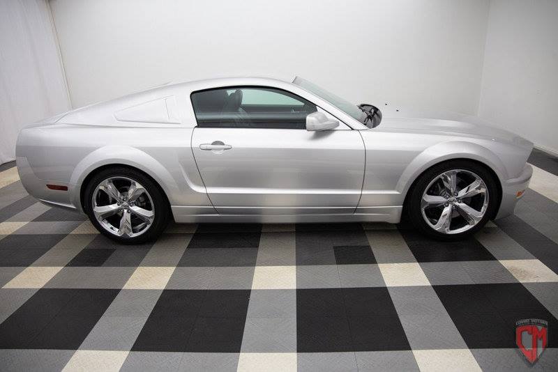 2009 Ford Mustang Iacocca Silver 45th Anniversary Edition #14, photo 12