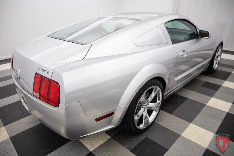 2009 Ford Mustang Iacocca Silver 45th Anniversary Edition #14, photo 13