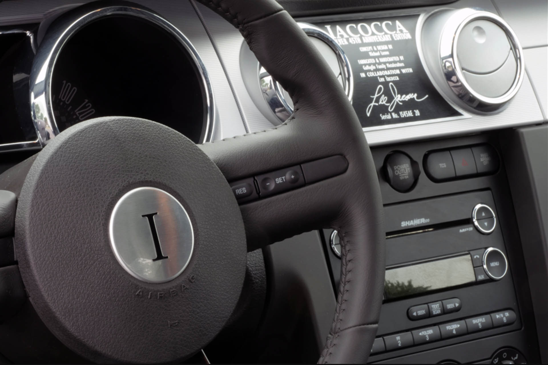 2009 Ford Mustang Iacocca Silver 45th Anniversary Edition #20, photo 10