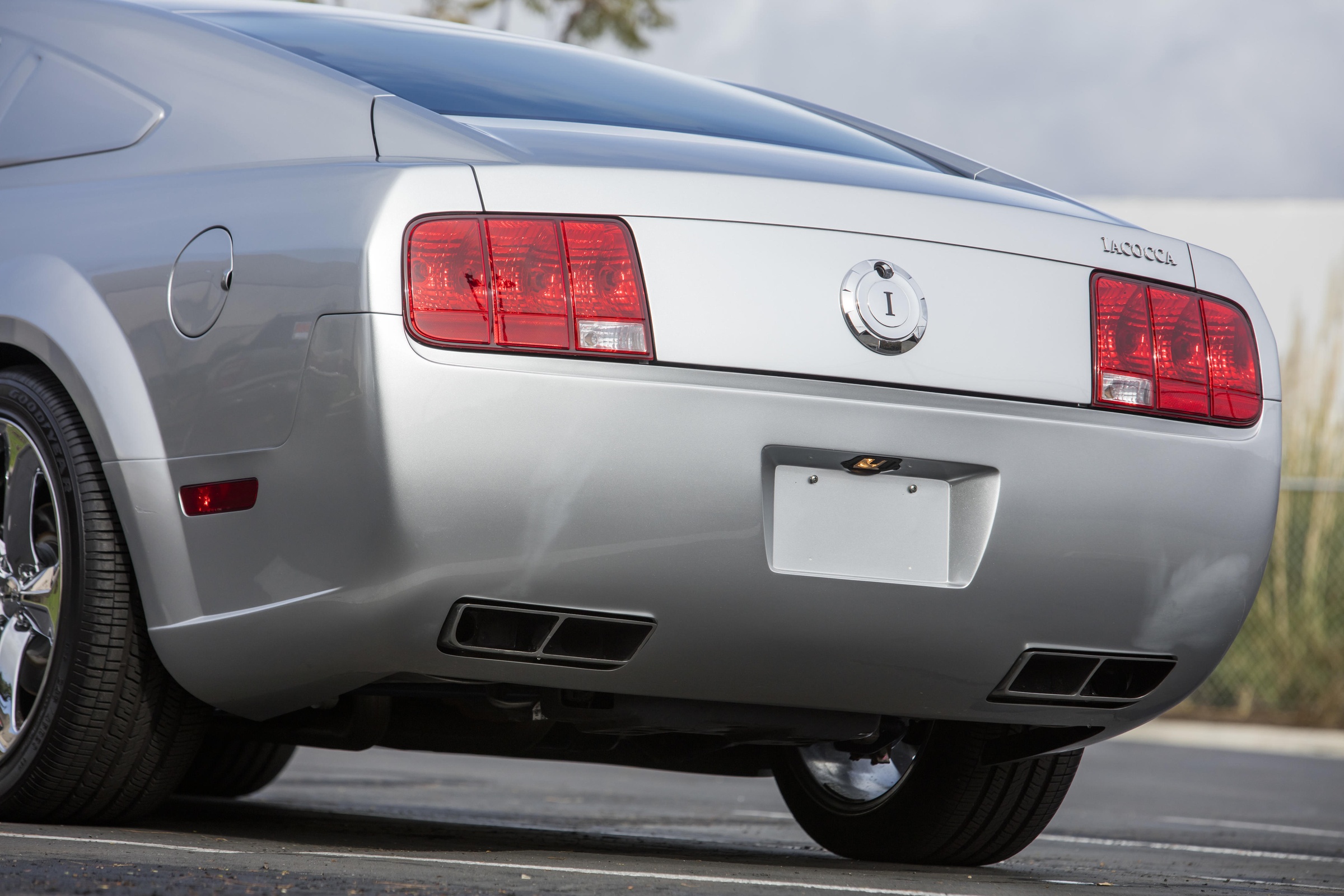 2009 Ford Mustang Iacocca Silver 45th Anniversary Edition #32, photo 17