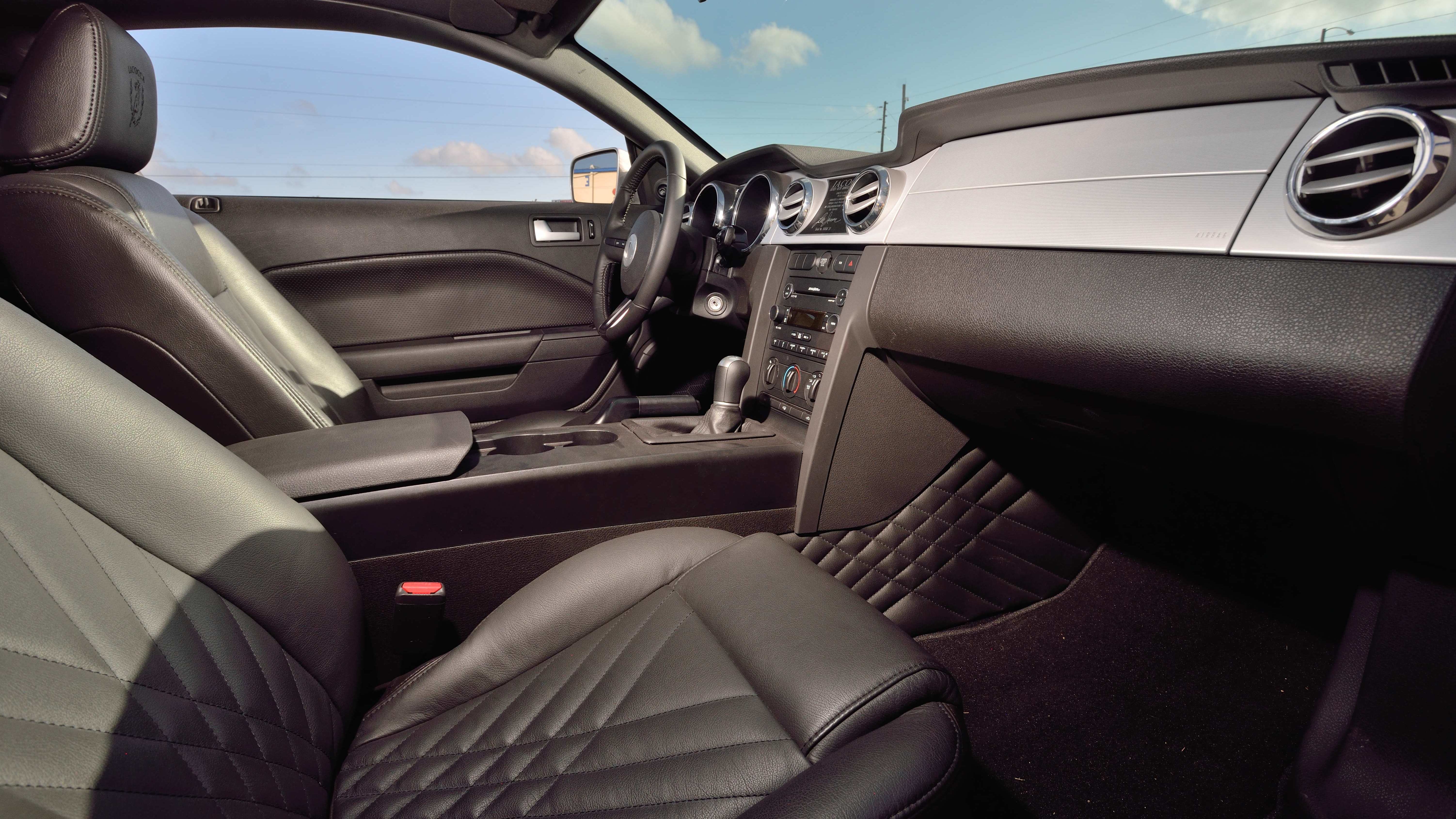 2009 Ford Mustang Iacocca Silver 45th Anniversary Edition #37, photo 7